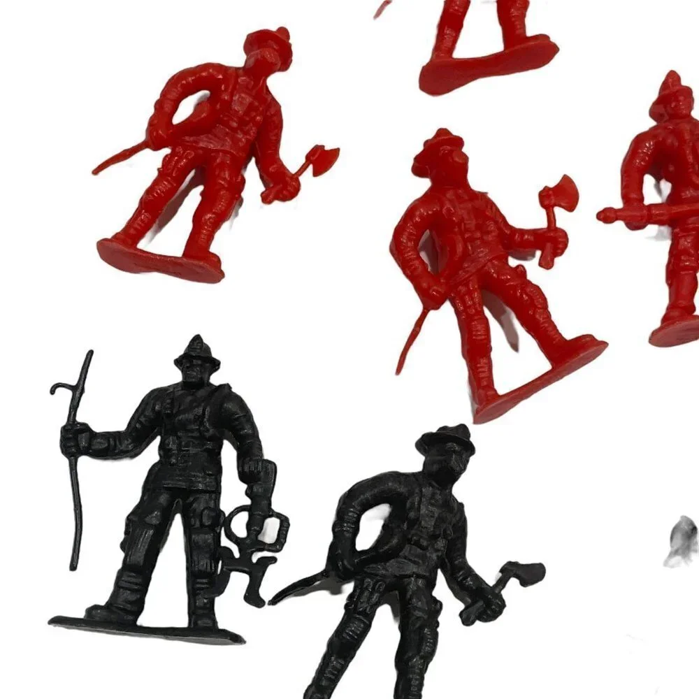 Lot Of Plastic Red Black Fireman Men Firefighters Toy‎ Figures